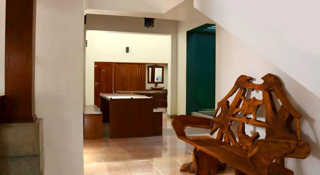 Inlak Garden Hotel Negombo