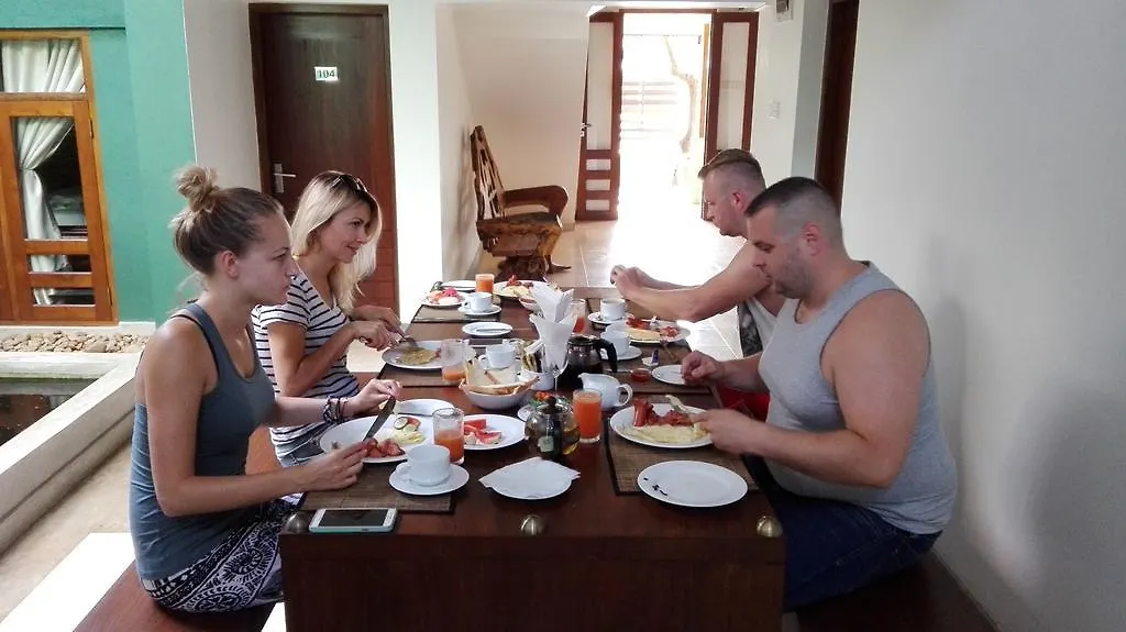 Inlak Garden Hotel Negombo